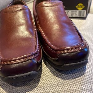 Florsheim Men's Charger Venetian Mulit Color Brown New in the box. Size is 11 3E